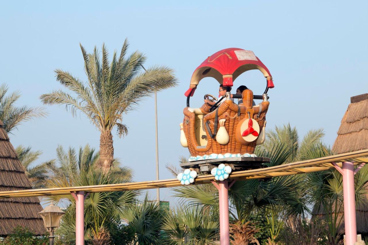 Swiss Inn Teda Hotel & Aqua Park Ain Sukhna Exterior photo
